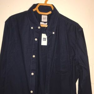 BRAND NEW ! Navy blue men’s button up ! SLIM FIT